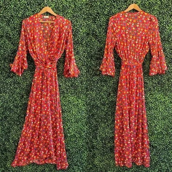 Holly & Joey Floral Red Dress - Picture 1 of 9